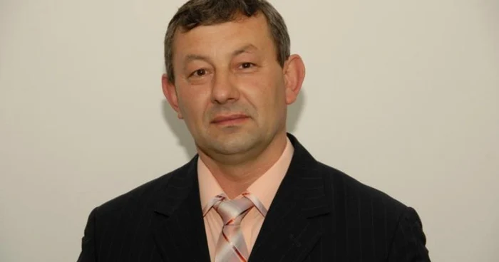 Dumitru Oltean, primarul din Mintiu Gherlii, tatăl hoţului de benzină. FOTO: psdcluj.ro