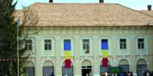Toată activitatea militară va fi mutată peste câţiva ani în Gai 