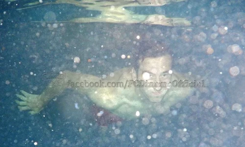 Dinamoviştii la piscină jpeg
