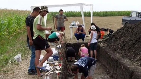 O fortificaţie tracică a fost descoperită la Căuaş jpeg