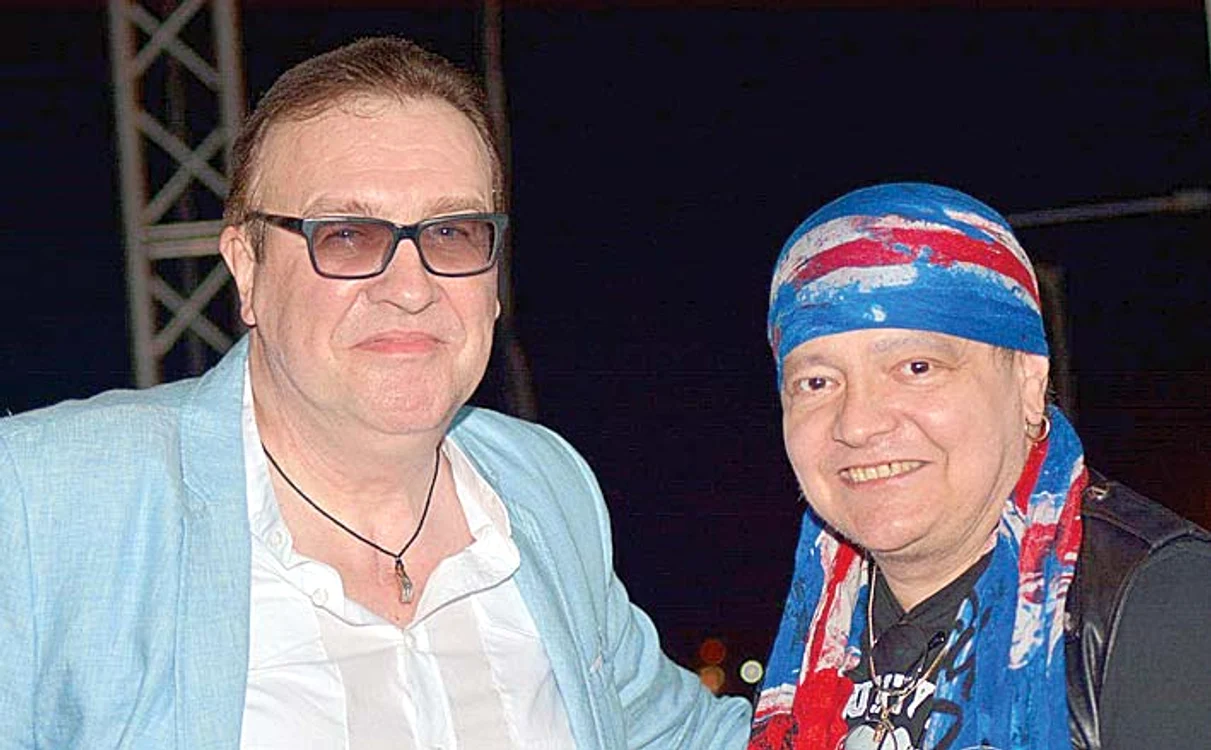 Leo Iorga și Gabriel Cotabiță,  o întâlnire emoționantă  la Câmpia Turzii  