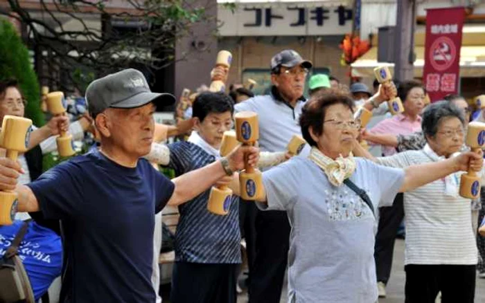 25% din populaţia Japoniei este reprezentată de persoane de peste 65 de ani FOTO AFP