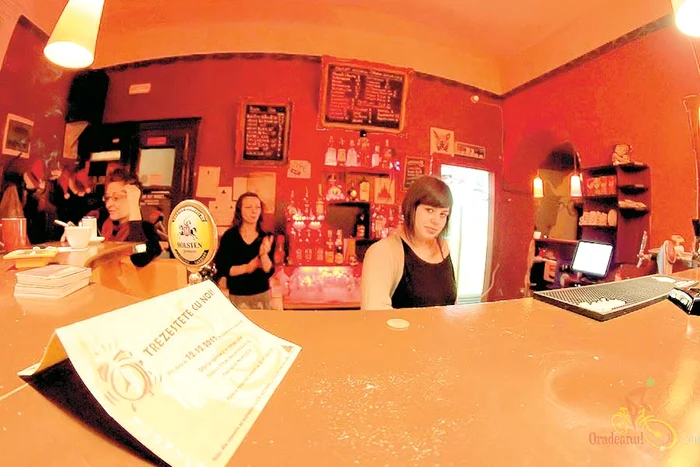 
    „Moszkva Caffe”  este situat în centrul  oraşului Oradea  