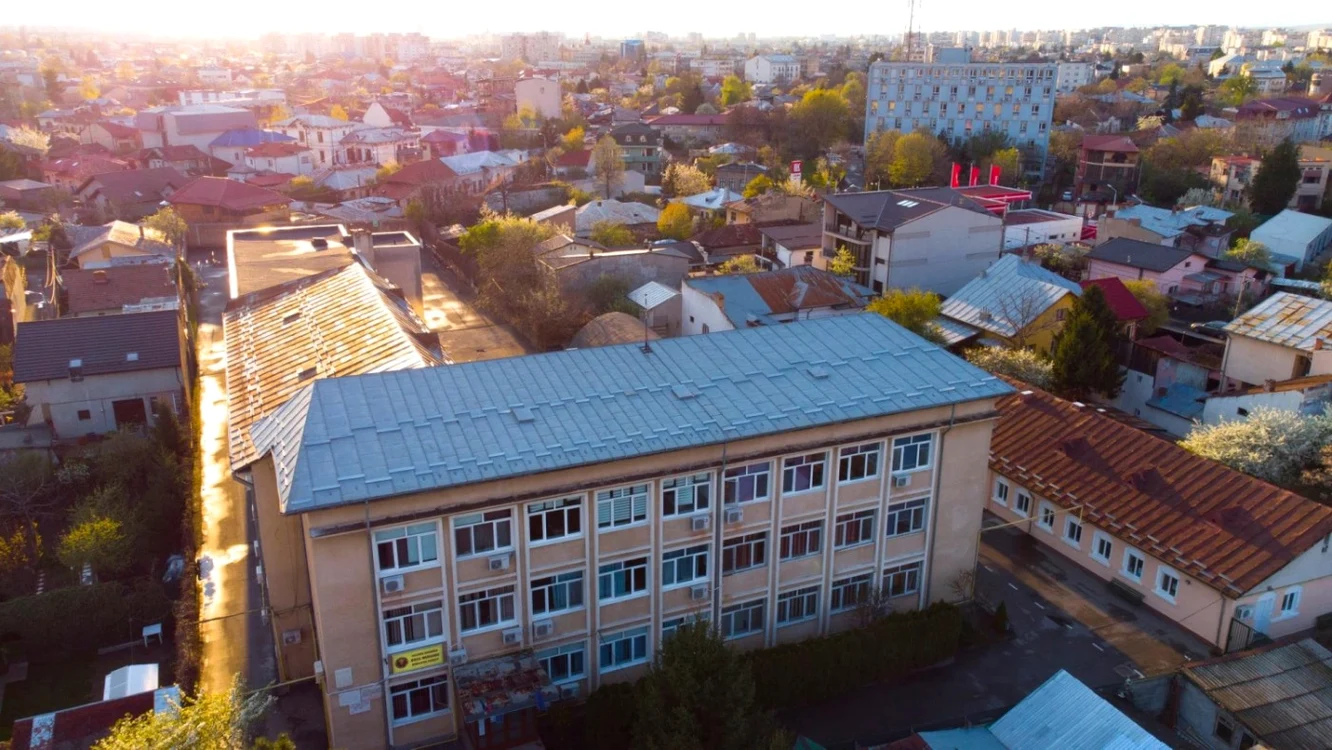 Conducerea Colegiului Economic din Ploieşti face o anchetă internă FOTO Facebook/ Colegiul ”Virgil Madgearu”