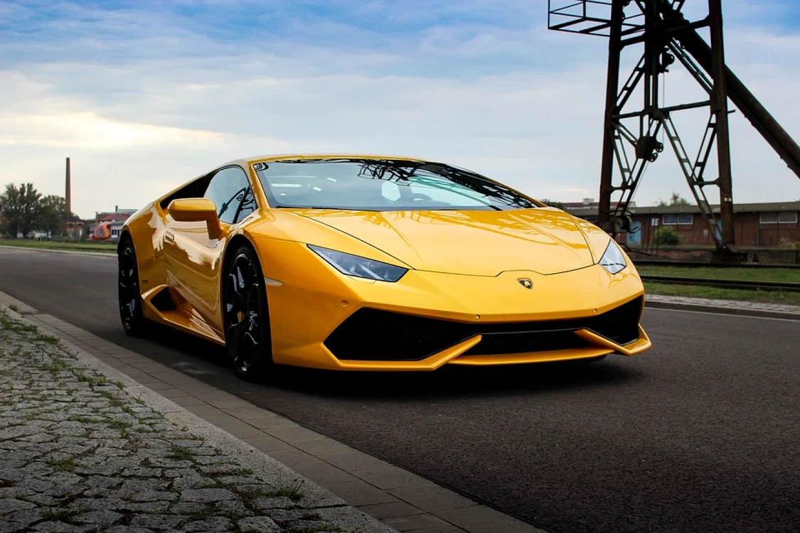lamborghini huracan foto pixabay