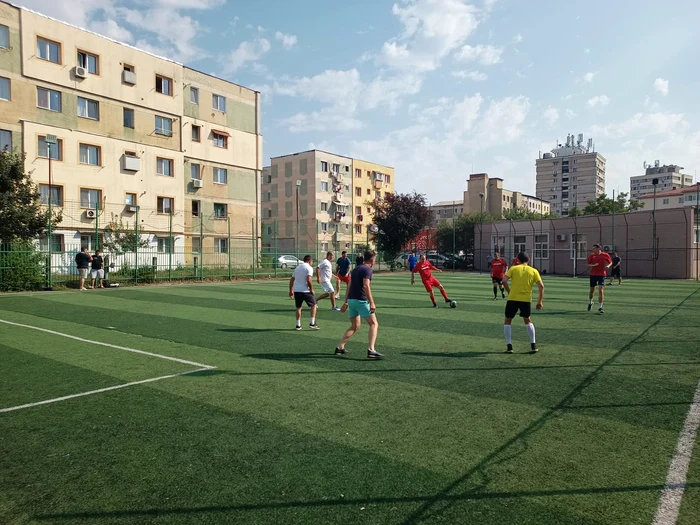 „Juniorii“ au câștigat după un meci echilibrat FOTO Alin Ion