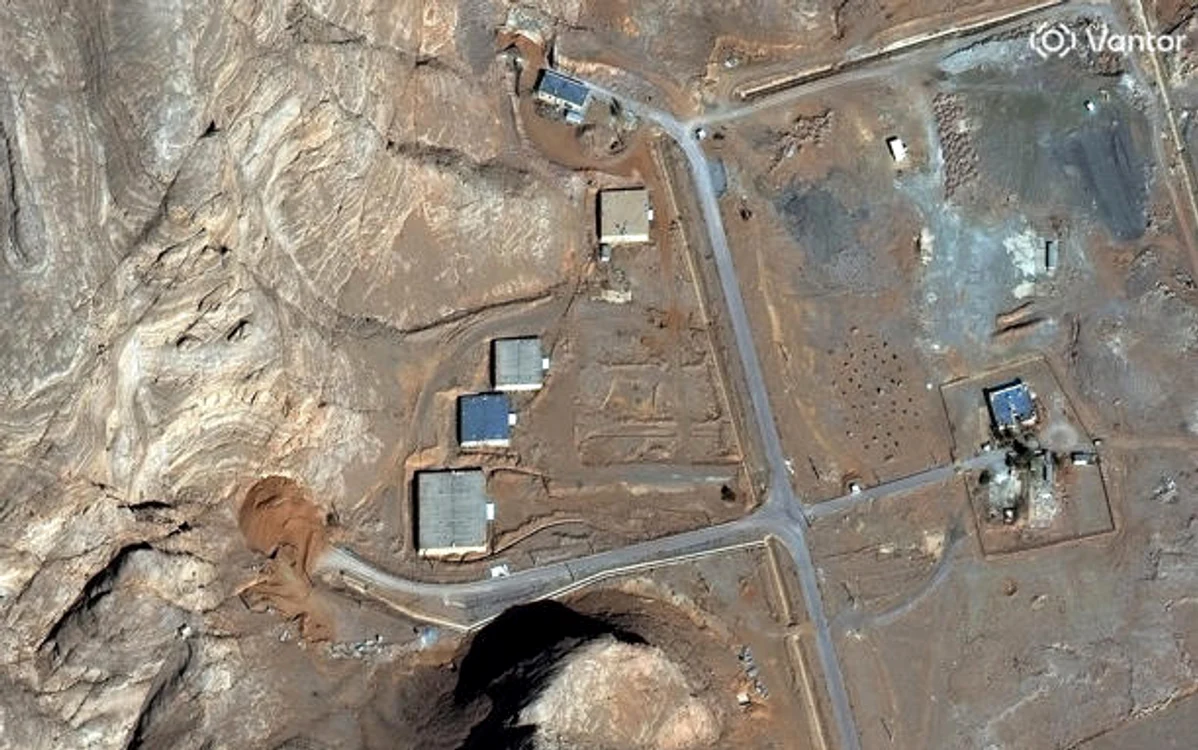 Iranul a acoperit intrările la instalația nucleară Isfahan FOTO Ventor via The Telegraph