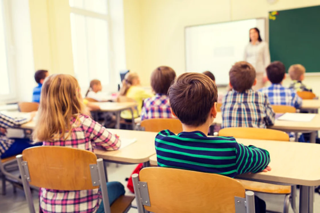 Pe forumul profesorilor vrânceni, dascălii s-au arătat scandalizați de situație