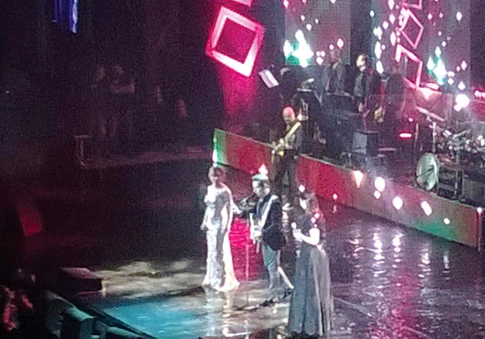 Nicoleta și-a pus o rochie elegantă și sexy pentru duetul cu Ștefan