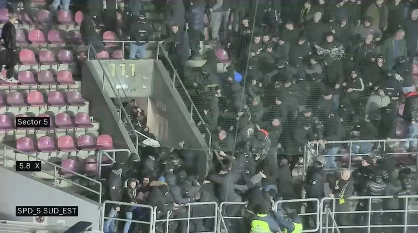 Percheziții după violențele de la meciul Rapid – Petrolul Ploiești. Nouă persoane duse la audieri și amenzi de peste 90.000 de lei