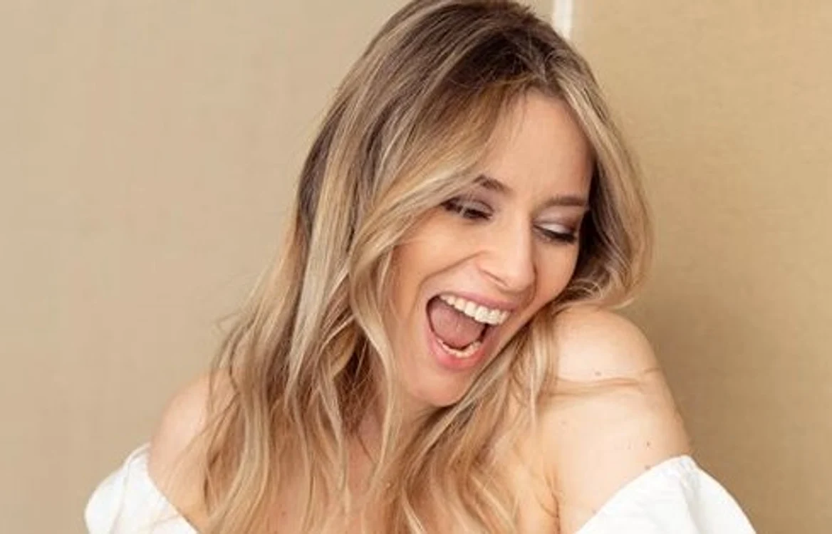 Laura Cosoi