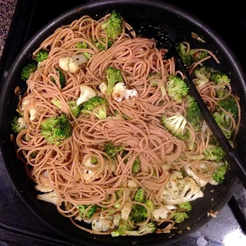 Spaghete cu Broccoli si Conopida jpeg