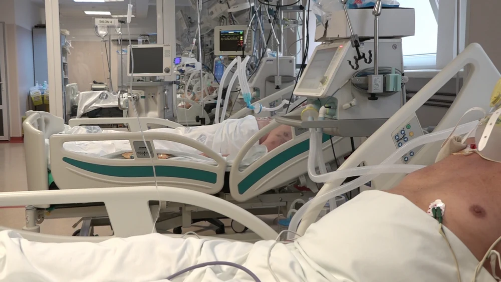 „S-au trezit la viață de Paște”. Doi români aflați în stare vegetativă, salvați printr-o metodă revoluționară folosită în Parkinson