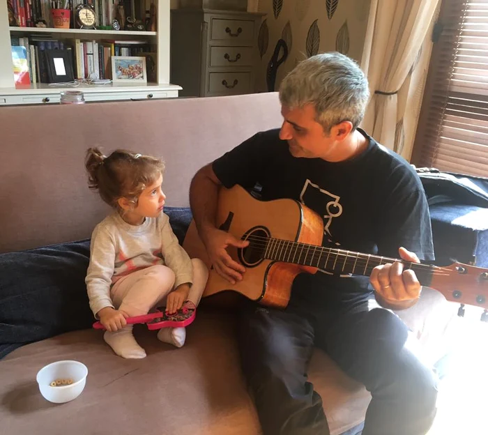 fiica lui Robert Turcescu (3) jpeg