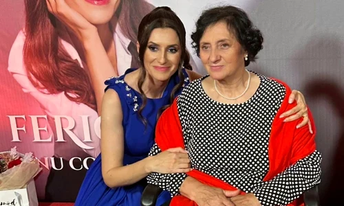 Iuliana Tudor și mama sa foto arhiva personală png