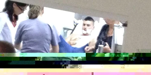 Alin Topor a fost bătut în plină stradă de un clan de romi din Craiova 