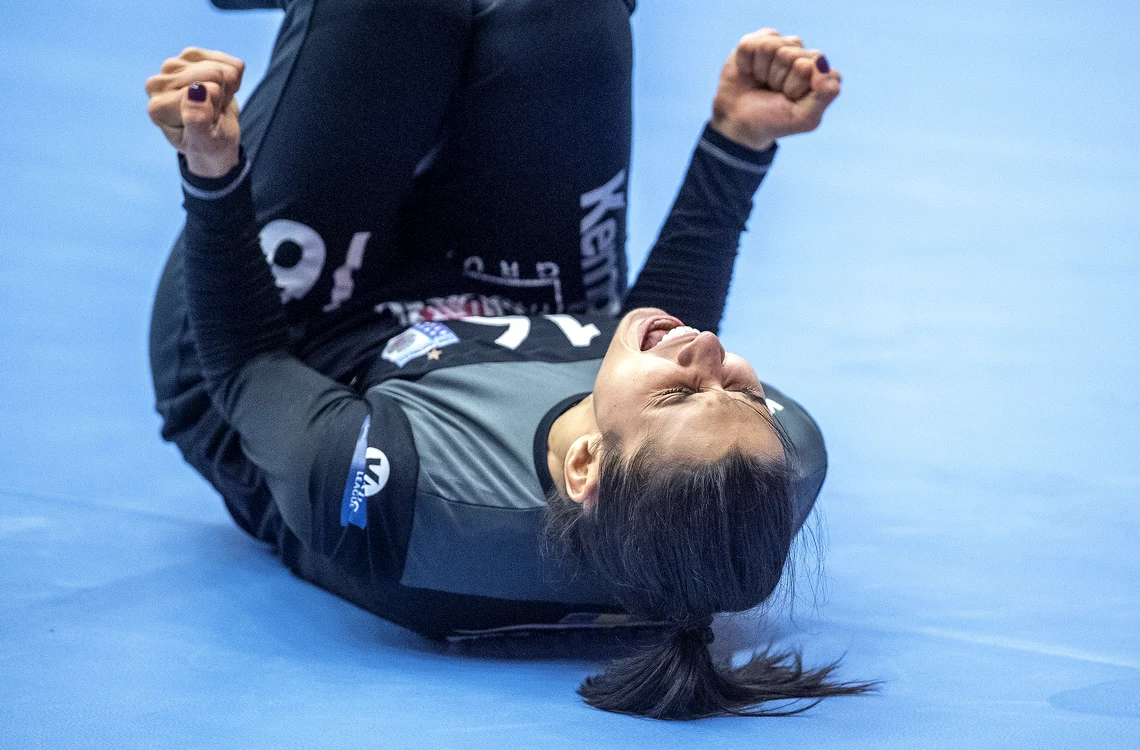 
    Denisa Dedu a fost aleasă cea mai valoroasă jucătoare din prima etapă a Ligii CampionilorFoto: EPA-EFE  
