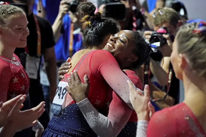
    Simone Biles a câștigat a 21-a medalie la CM de gimnasticăFoto: EPA-EFE  