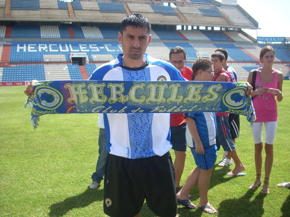
    Dănciulescu a jucat 20 de minute pentru Hercules  