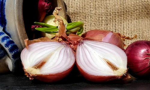 onions 2147153 640 jpeg