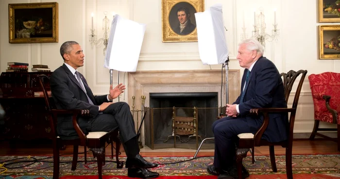 Interviul luat de Barack
Obama lui Sir David Attenborough reprezintă un „film intim care
include scene din spatele camerei şi oferă contextul importantei
lor dezbateri“ FOTO BBC Earth