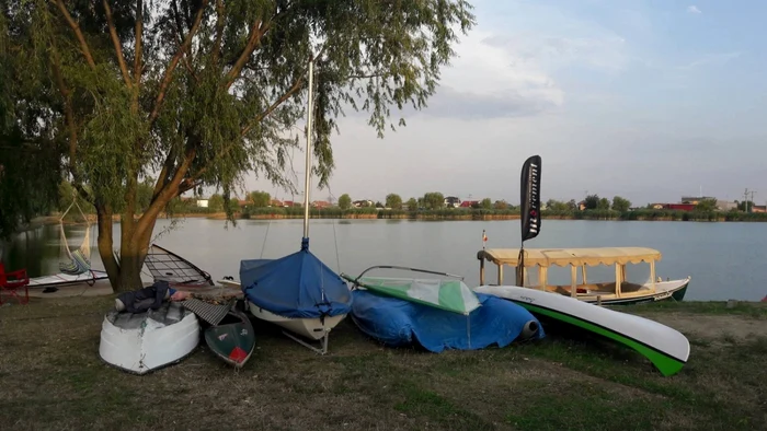 Sporturi nautice pe balta de la Săcălaz