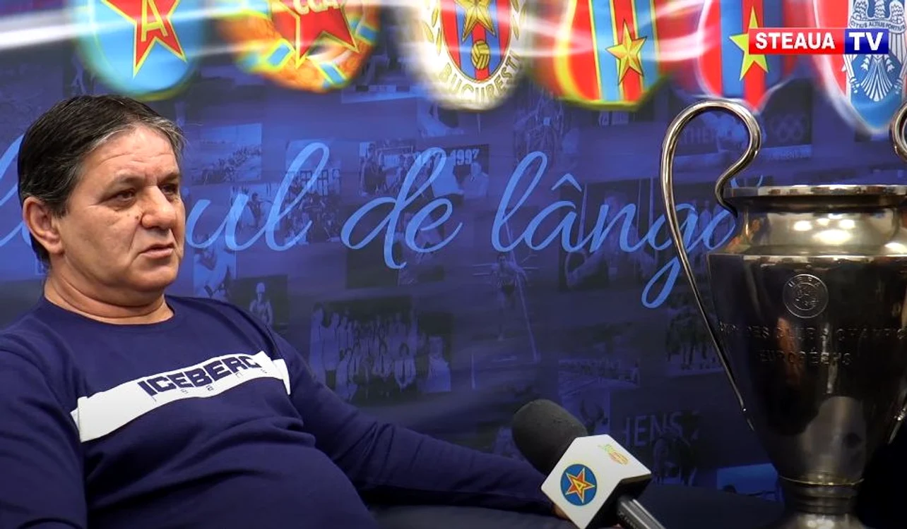 
    Marius Lăcătuș spune că a rămas alături de CSA SteauaFoto: CSA Steaua  