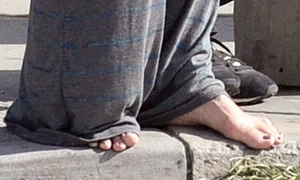 Pink nu s a temut  că s ar putea tăia în vreun ciob jpeg