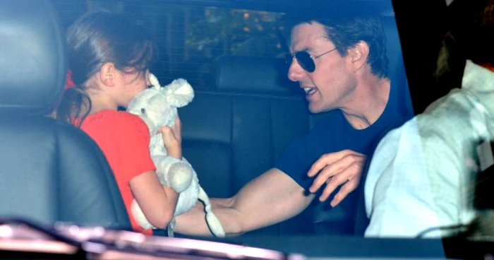 Tom Cruise a luat o pauză de la filmări pentru a-şi vedea fetiţa. FOTO Getty Images
