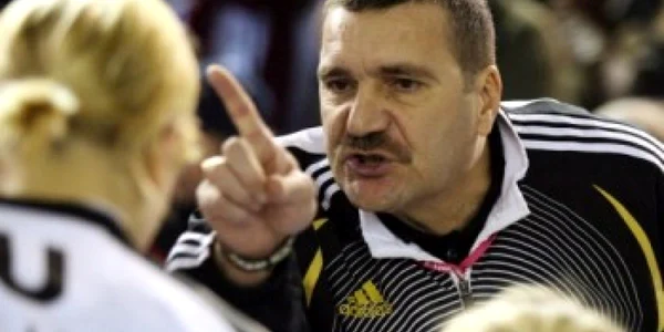 Antrenorul U Jolidon Cluj, Gheorghe Covaciu (foto: http://www.ziare-pe-net.ro)