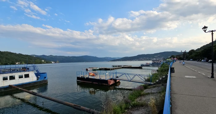 Atenționare de călătorie în Bulgaria. Traversarea cu feribotul, suspendată din cauza nivelului scăzut al Dunării