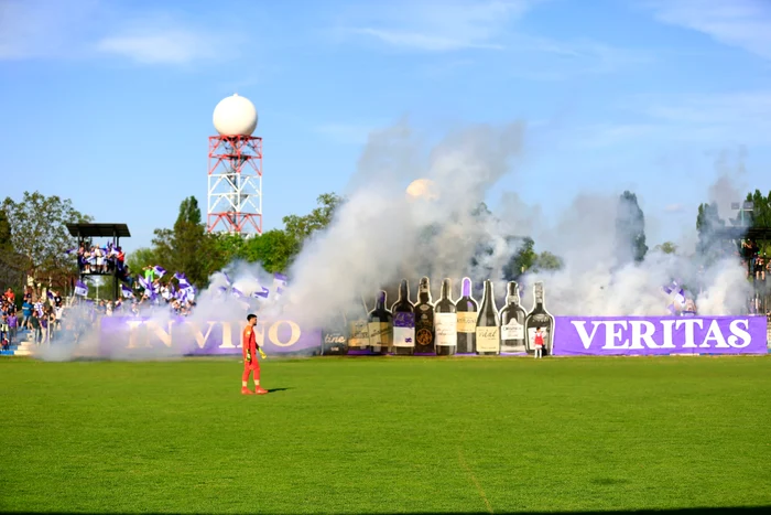 Coregrafie alb-violetă FOTO Seba Tătaru/Politehnica