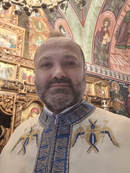 Preot, candidat AUR la Primăria Suceava. Reacția Arhiepiscopiei: „Va trebui să aleagă“