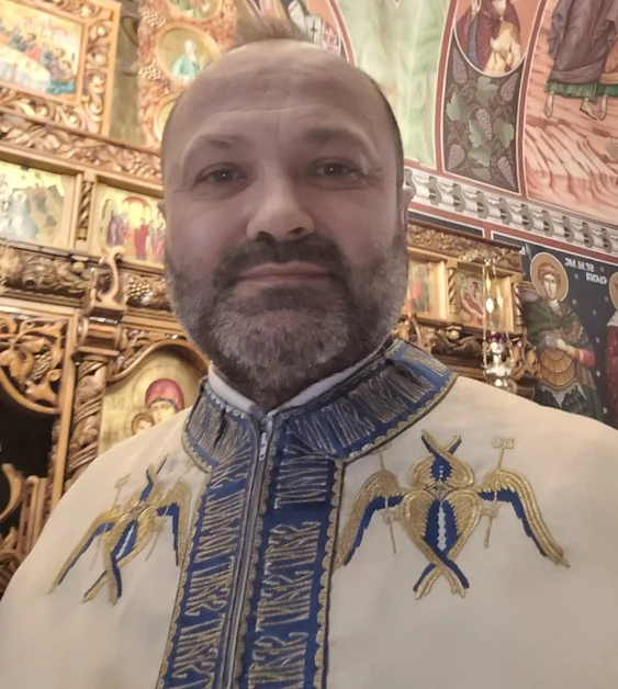 Preotul Cătălin Axinte FOTO Facebook/pagina personală