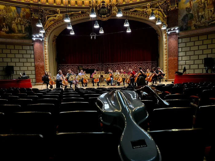 Violoncellissimo repetitie ateneu CUTIE CELLO jpg