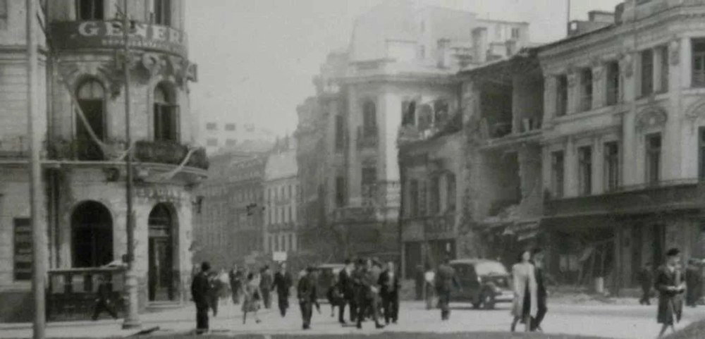 4 aprilie 1944, ziua în care aproape 3.000 de bucureșteni au fost uciși în primul bombardament al aviației anglo-americane asupra Bucureștiului VIDEO 