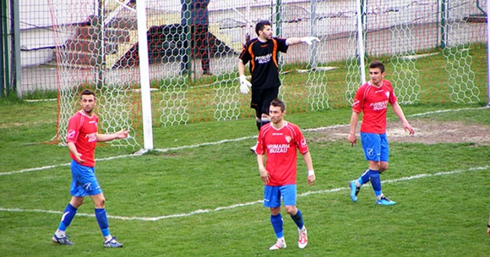 Gloria a controlat partida din primul până în ultimul minut