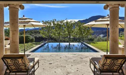 The pop star Britney Spears has purchased a villa in Thousand Oaks for 7 4 million US dollars (approx 6 7 million euros) jpeg