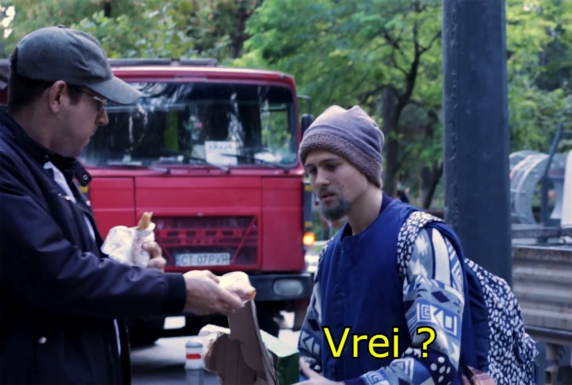 Un trecător i-a dat plăcinta lui