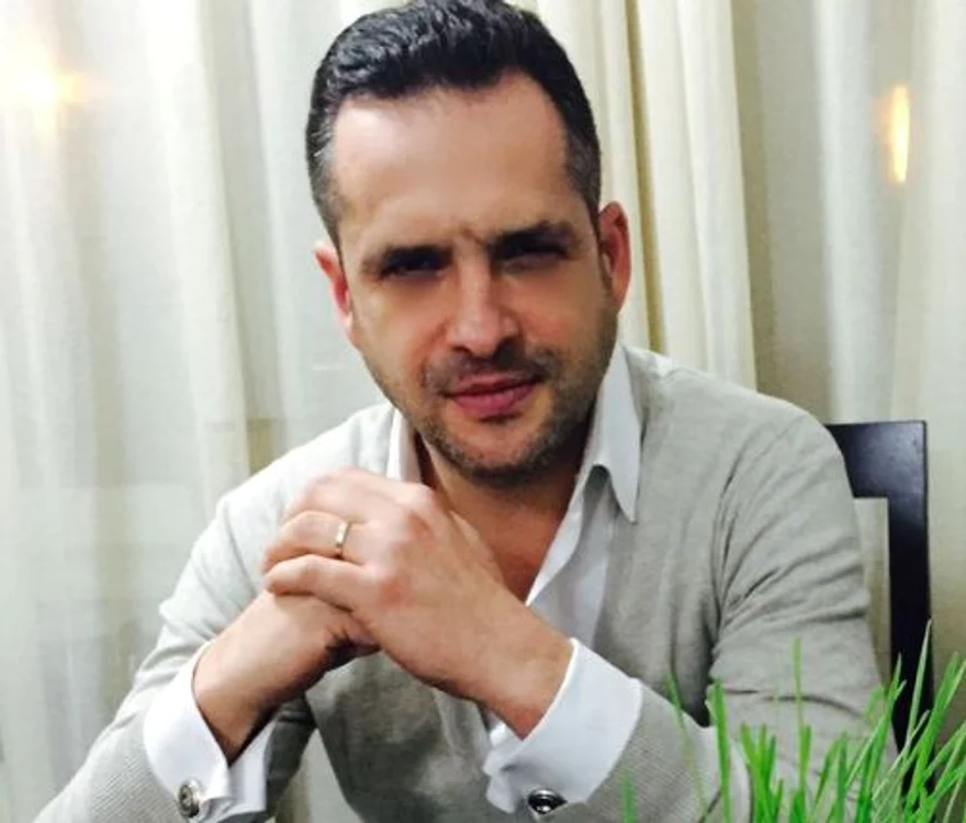 
    După o pauză de trei ani, Mădălin Ionescu se întoarce la tvfoto: arhivă personală  