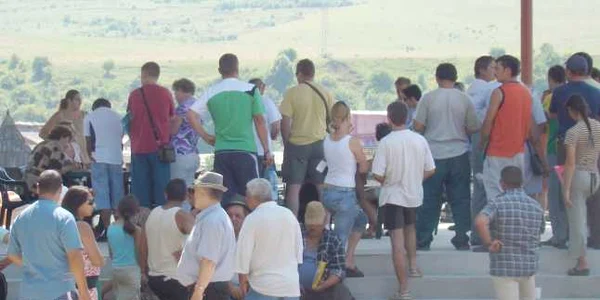 Oborul din Viişoara pregătit de petrecere