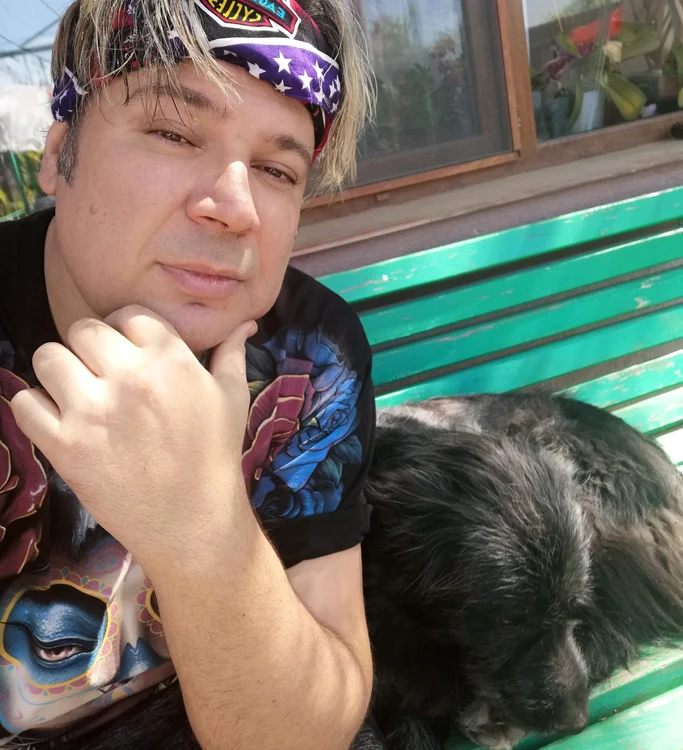 Dan Helciug, solistul trupei „Spitalul de Urgență”