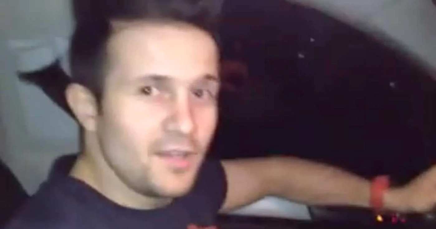 Robert, de la magie la vedetă pe Internet