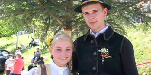 brasov cuplu tineri schei