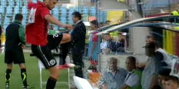 Reacţia de huligan a lui Borza FOTO captură Digi Sport