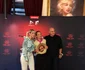 Giulia și Vlad Huidu, cu câștigătorul Chefi la cuțite, Claudiu Gherguț foto: Alina Erimia