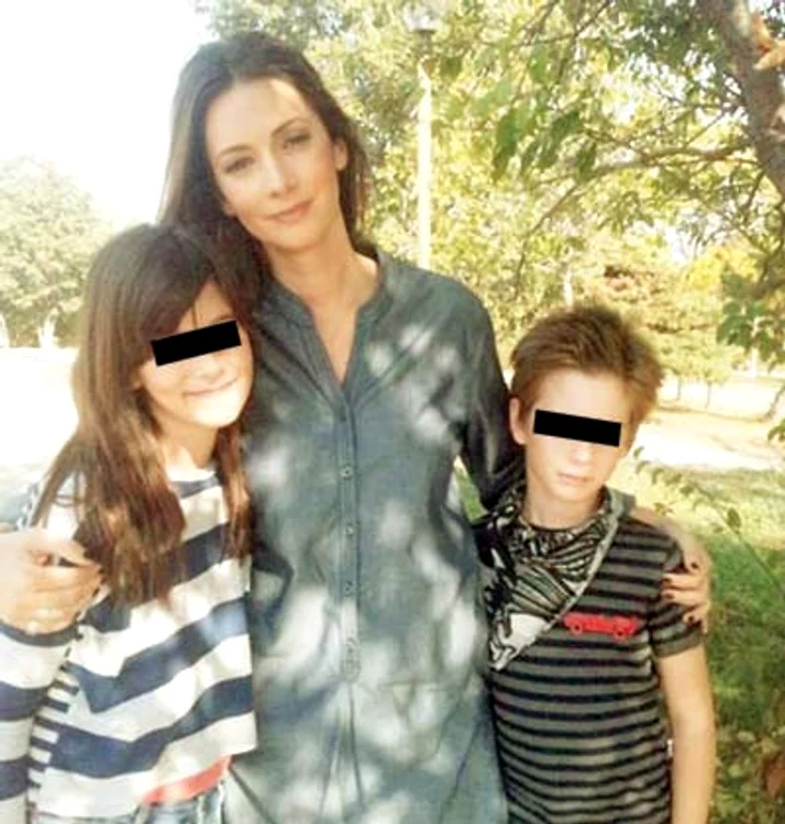 Andreea Berecleanu  (38 de ani) și Andrei  Zaharescu (52 de ani)  s-au cunoscut pe  vremea când lucrau  împreună la PRO TV