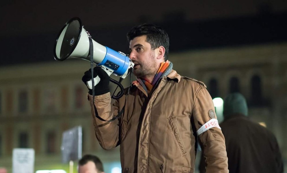 Soluția genială a unui comediant îndrăgit pentru dezbinarea din România