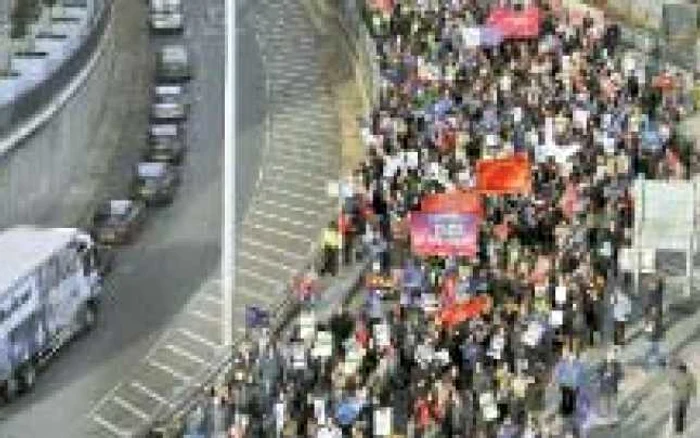 Peste 1.000 de mitinguri de protest au avut loc ieri în Marea Britanie