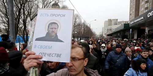 Multimea adunata la inmormantarea lui Navalnii FOTO EPA EFE jpg